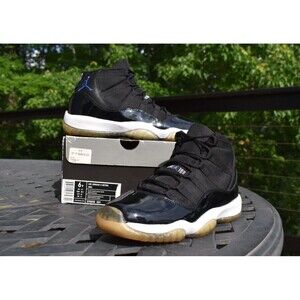 VINTAGE Nike Air Jordan 11 Retro BG 'Space Jam' 2009  378038-041  Youth Size 6Y